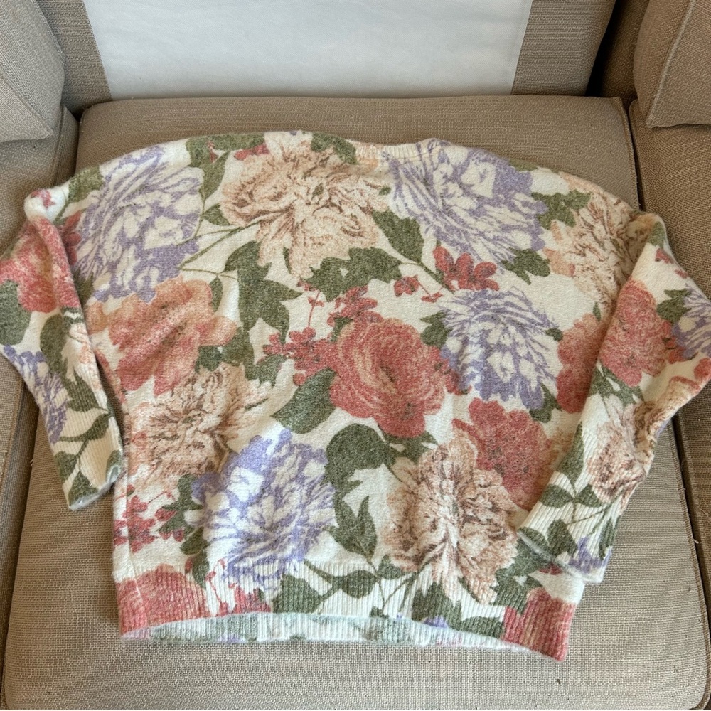 ✨ SALE✨ Joie Floral Print Crew Neckline Sweater French Knit Small - Picture 6 of 6